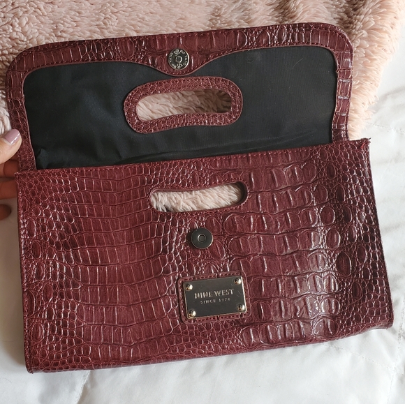 Nine West burgundy clutch purse - Picture 5 of 12